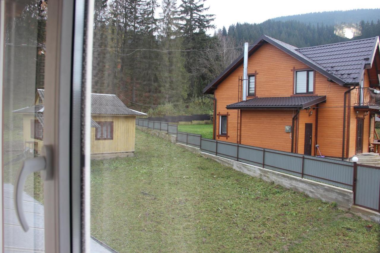 Hotel У Михайла Під Лісом Verchovyna Exteriér fotografie
